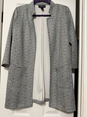 NY&C Herringbone Open Front Coatigan in Black & White